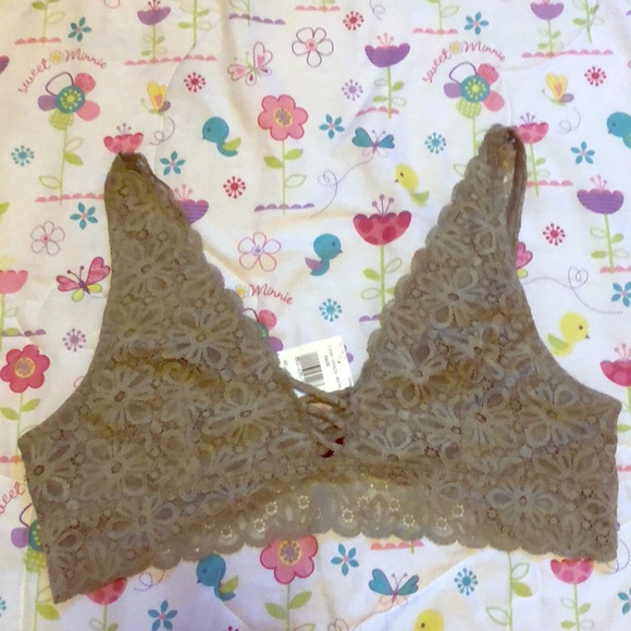 Green Floral Bralette ✨ - Picture 1 of 5